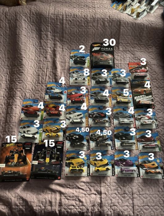 Hot wheels Продавам част от колекцията си