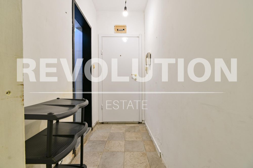 Дава се под наем Едностаен апартамент в София, Център - 50 кв.м за 409 € - Снимка #8