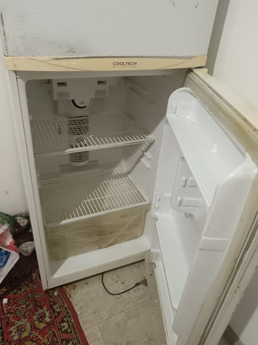 Продам холодильник