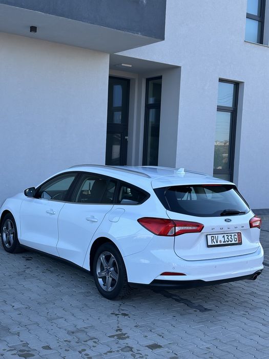FORD Focus 2019 — imagine 4