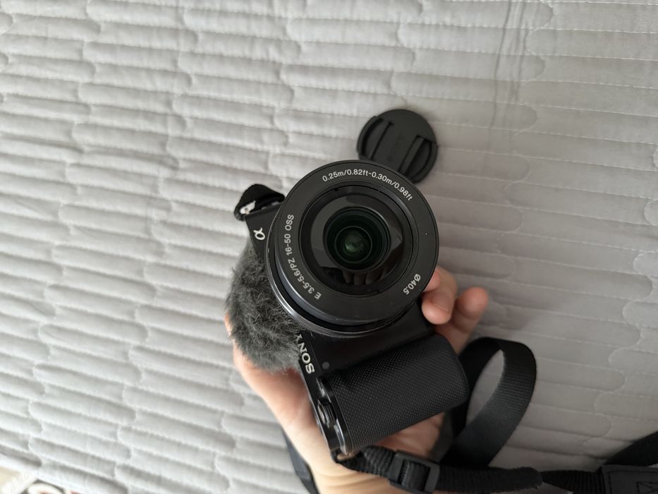 Sony zv e 10 (в хорошем состоянии)