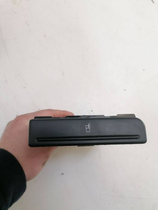 Scrumiera sertar bricheta Audi A4 B7 B6