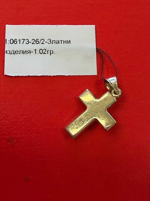 Златна висулка кръст- 1.02 гр 14 карата