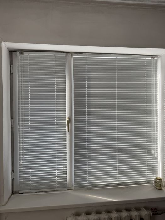 Жалюзи продаю срочно