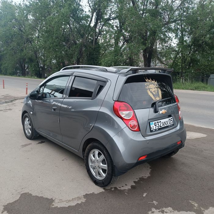 Шевролет Спарк 2022