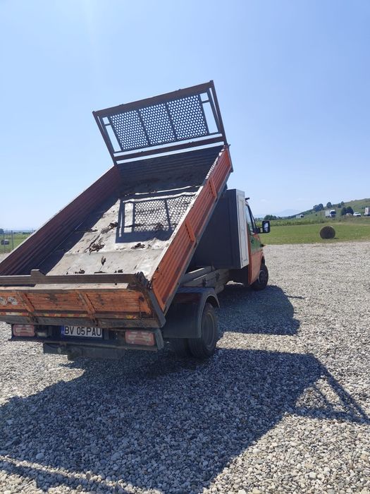 Camionetă basculabila mercedes sprinter pe dublu