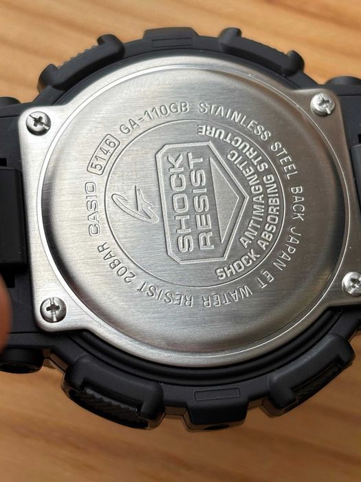 Ceas G-Shock Negru lucios auriu