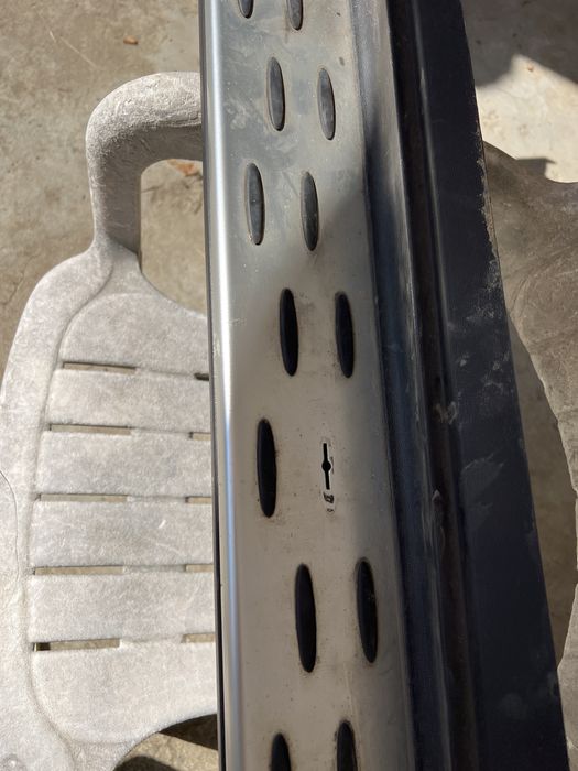 Mercedes Benz GLC десен праг