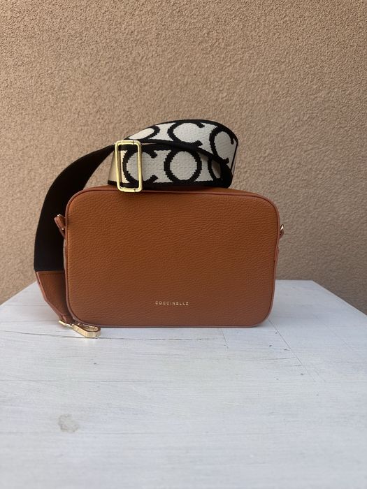 COCCINELLE-най новите модели на card holder