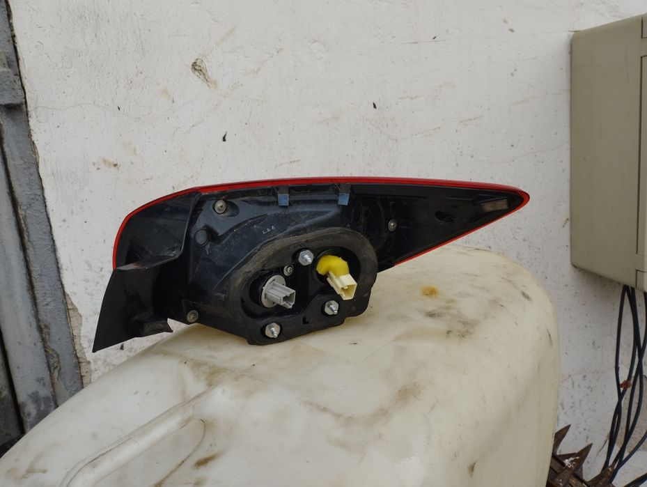 Стоп за Mazda 3 2016