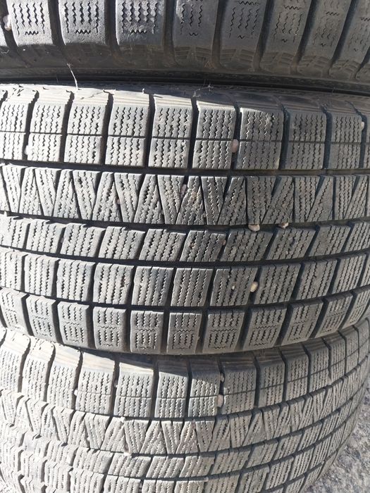 4 шины липучки 225 55 R16 Китай.