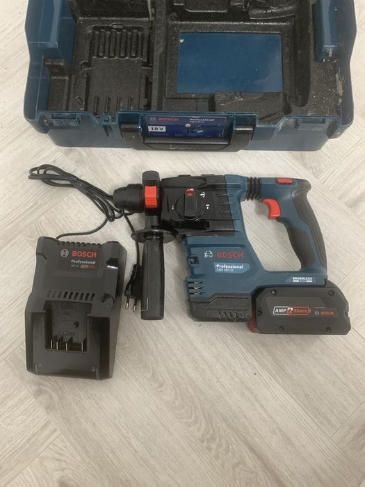 Bosch GBH 18V-22 rotopercutor