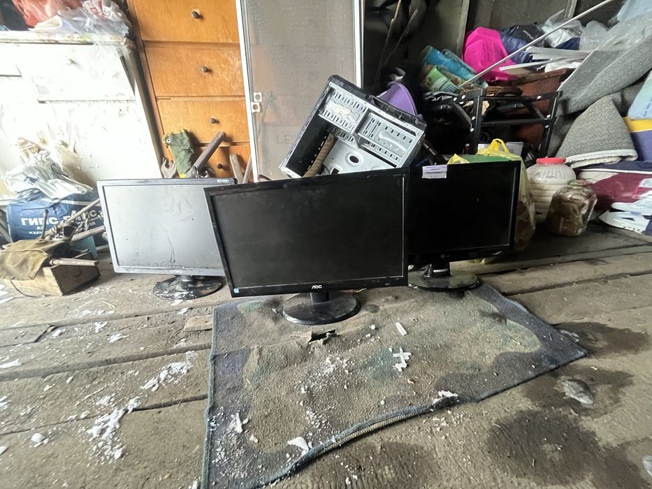 Продам 3 монитора каждый по 4000