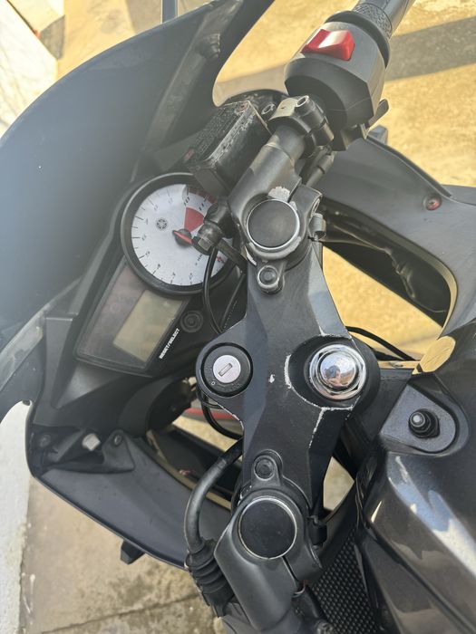 Yamaha Yzf r125 din anul 2012