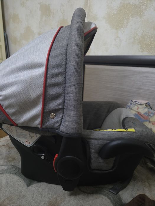 Детское автокресло