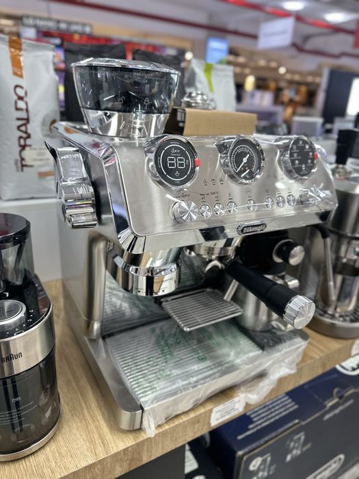 De’Longhi ECAM9885.M La Specialista Maestro