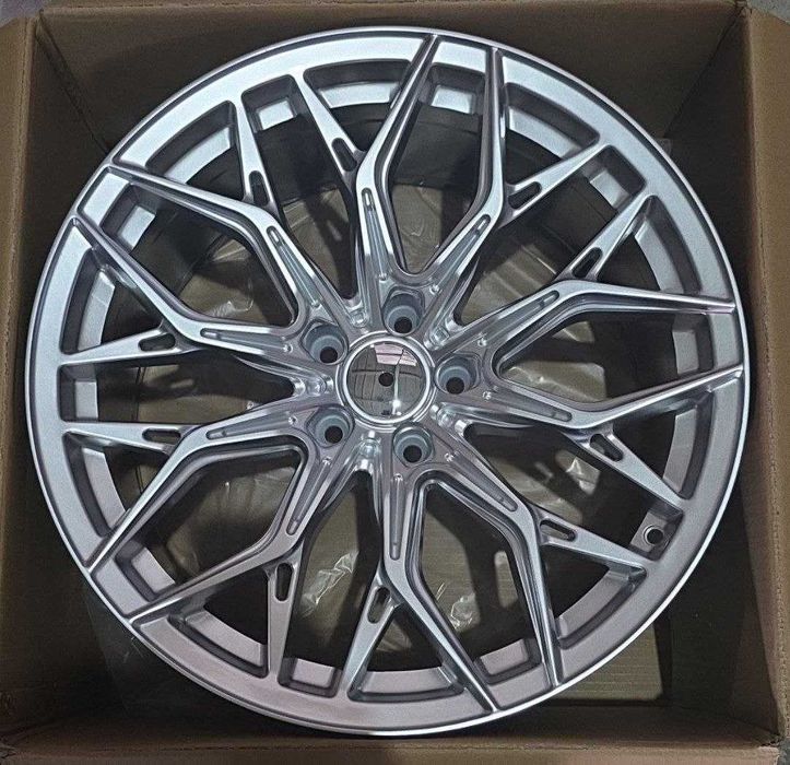 Formula Plus Diska R18