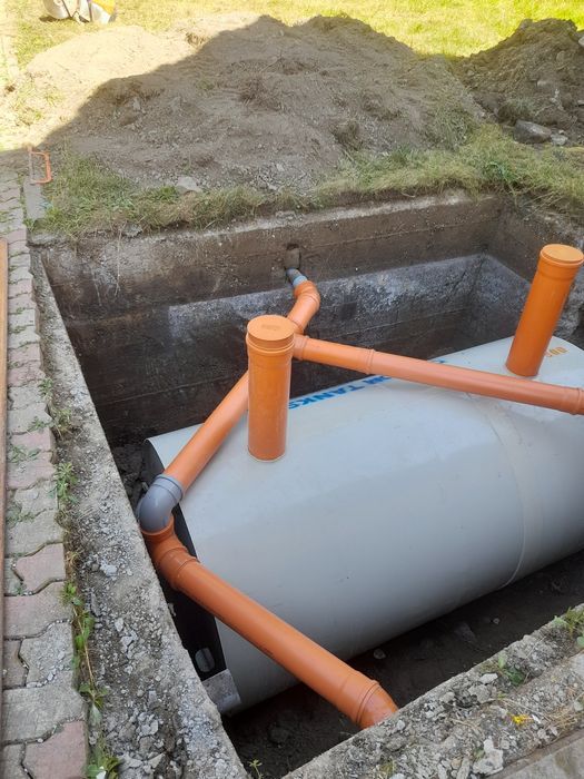 Montaj fose septice și canalizare