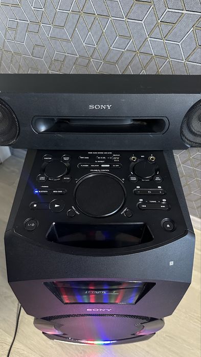 Музыкальная система Sony
