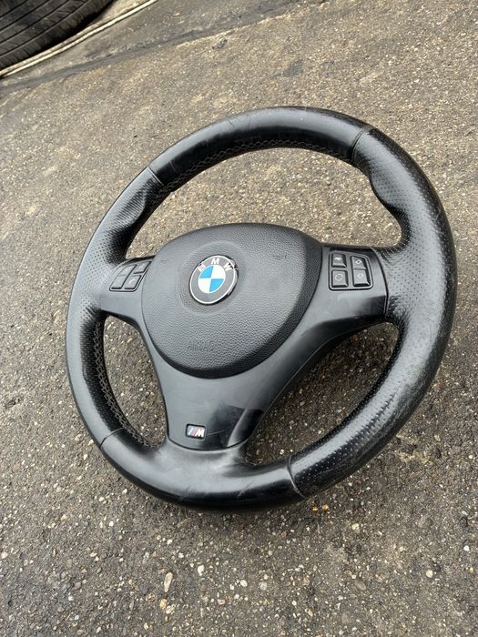 Volan+airbag M-Pack Bmw Seria 3 E90/E91 / Bmw Seria 1 E81/E87