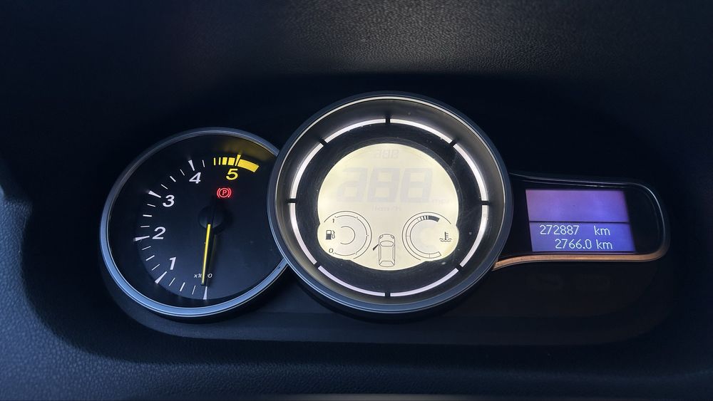 Vand Renault Megane 3  sau schimb cu rulota