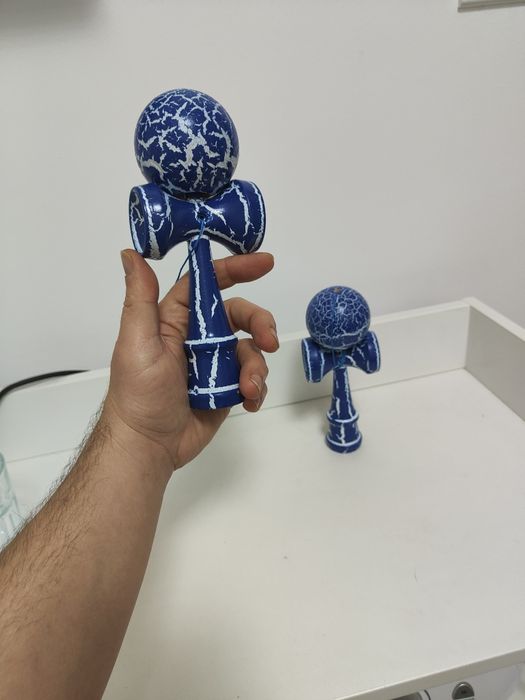 Kendama din lemn, kendama cracked blue