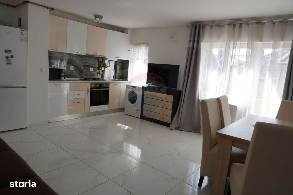 Apartament cu 3 camere de închiriat în zona Ultracentral — fotografia 3