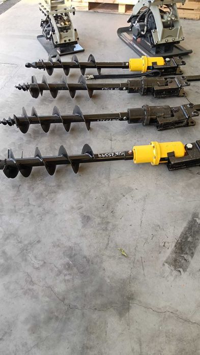 Burghiu hidraulic pentru miniexcavator