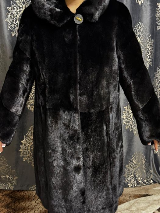 Продам норковую шубу