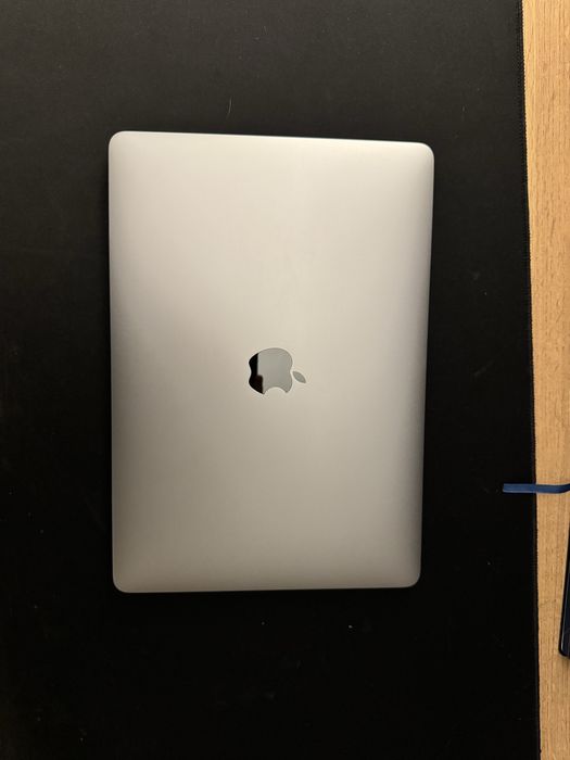Продам MacBook Pro M1 2020