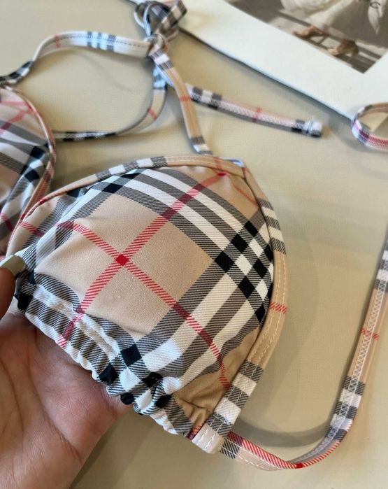 Aduc pe comanda Costume de baie BURBERRY orice model