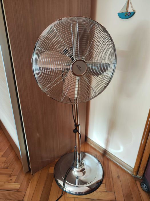 Настолен вентилатор Voltomat Standfan Retro Chrom – мощен и стилен
