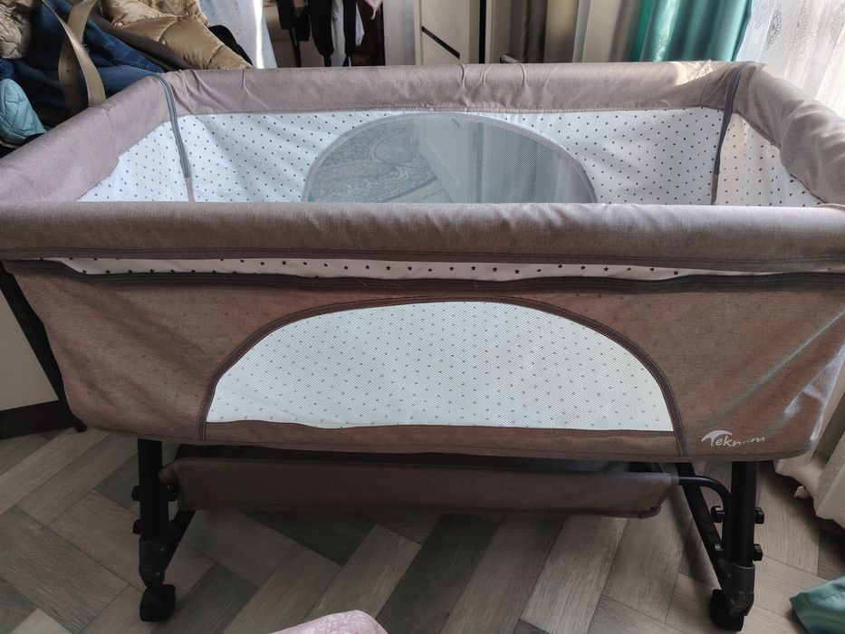 Продам манеж кровать для малыша