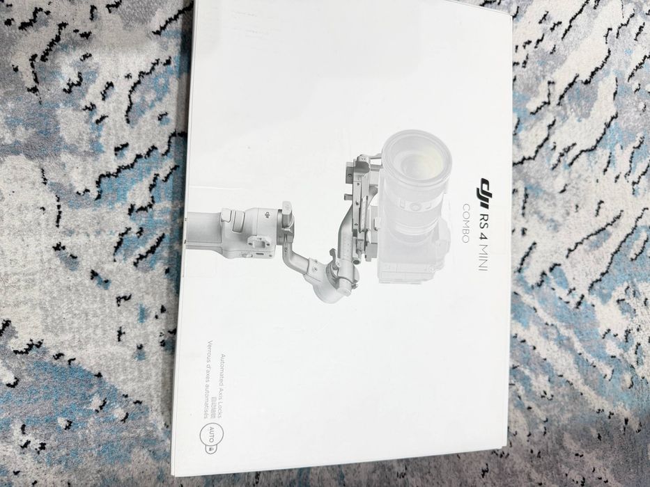 Stabilizator DJI RS 4 mini Combo