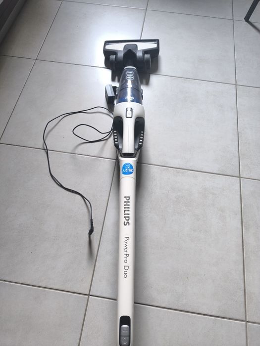Aspirator Phillips Vertical 25.2 V complet