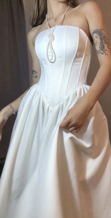 Платье Embark с корсетом