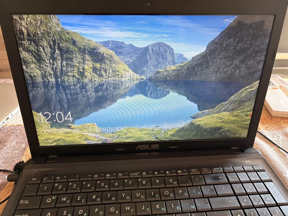 Лаптоп ASUS X55VD-SX014VM Windows 10