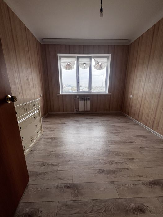 Продам спальный гарнитур