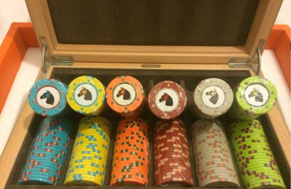 Cipuri chips poker Hermes Elements 300 jetoane LUX schimb auto diverse