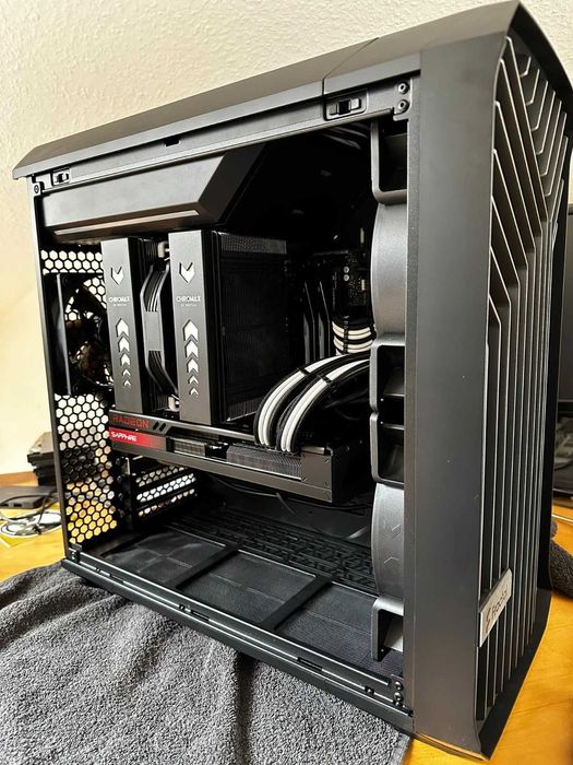 Vand placa video Sapphire PULSE AMD Radeon RX 7800 XT 16G