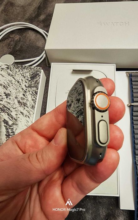 Apple Watch Ultra 2, GPS, Cellular, Carcasa Titanium 49mm