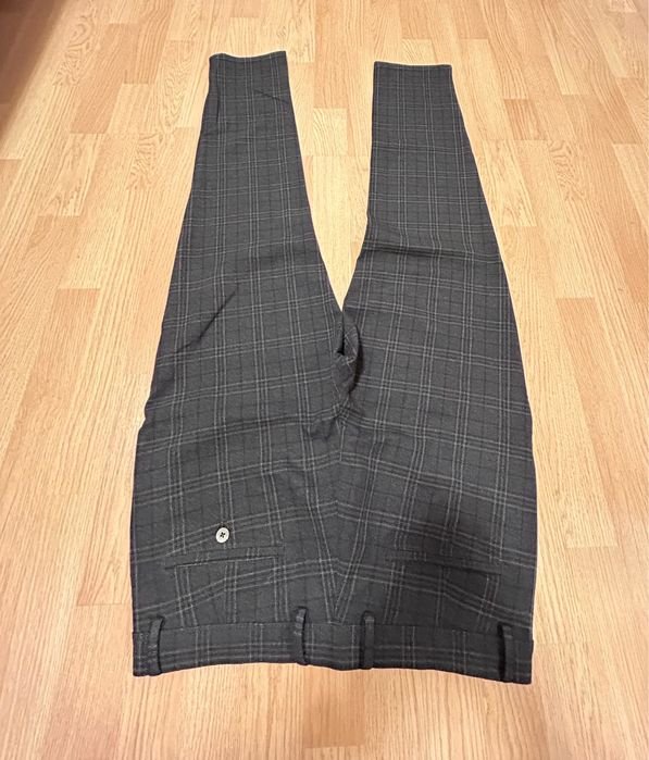 Pantalon Chinos carouri Zara 42