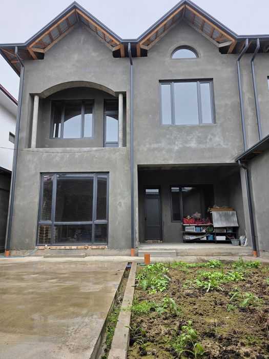 Продаётся новый дом 2.80 соток Куйлюк 5 массив