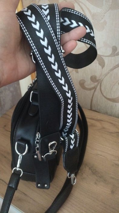 Продам сумку, ЭКО кожа 24*20 см