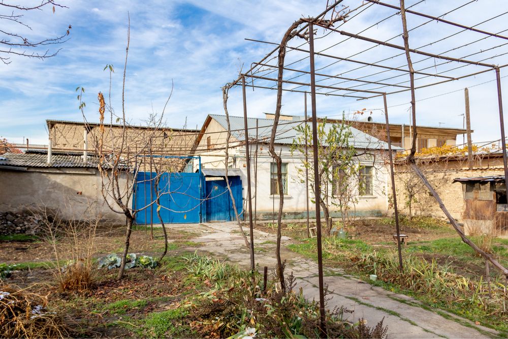 Срочно продаётся участок 6 соток.Идеальный вариант под застройку!