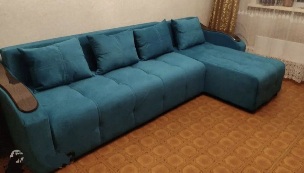 Диван угловой на пружинах