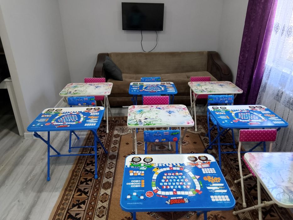 Продам 8 парт, доску меловую/маркерную