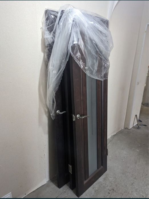 межкомнатные двери, б/у.