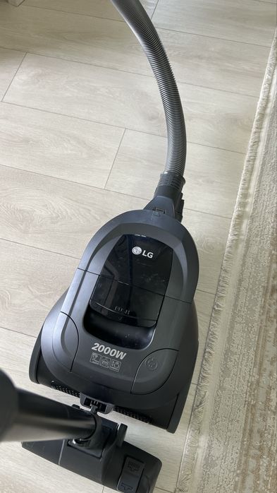 Пылесос LG в новом состоянии
