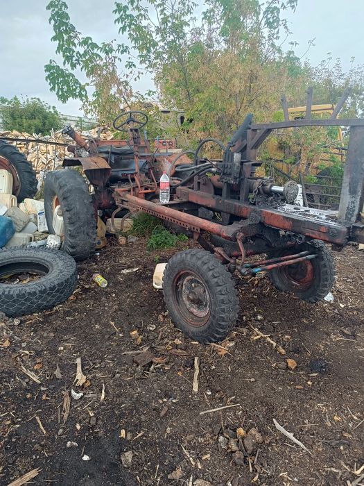 Продам трактор т-16